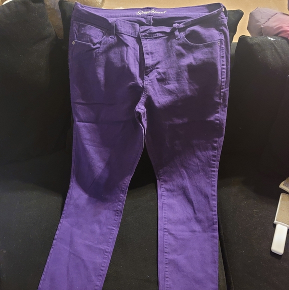 Old Navy Purple Jeans Sweetheart - Picture 3 of 3